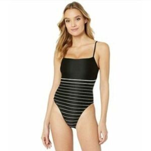 New Vitamin A SZ 6 Jenna One Piece Swimsuit